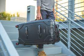 Traveler's Choice Luggage Reviews: Unveiling the Good, the Bad, and the Wheelie-Great